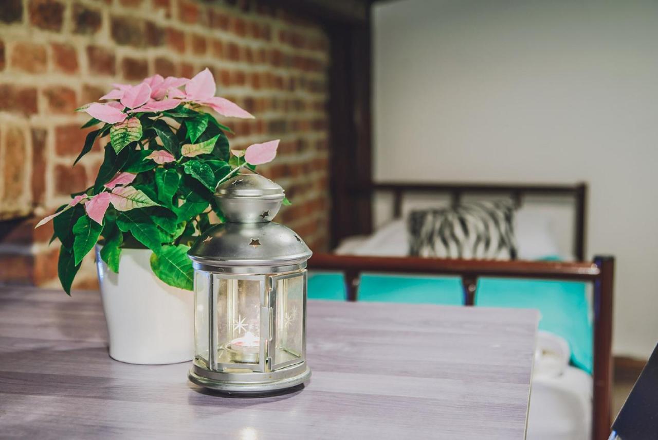 Mohito Hostel Краків Екстер'єр фото